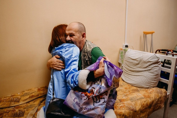 «Мудрые дети» поздравили с наступающим бабушек и дедушек из Богородского дома-интерната